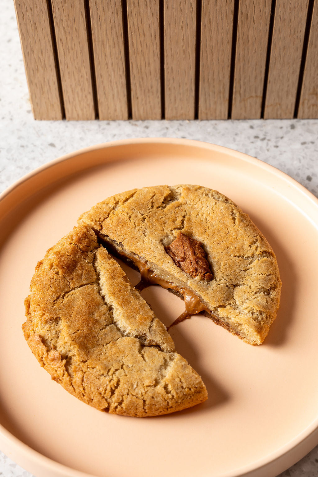 Banana Biscoff Cookie (soft filling)