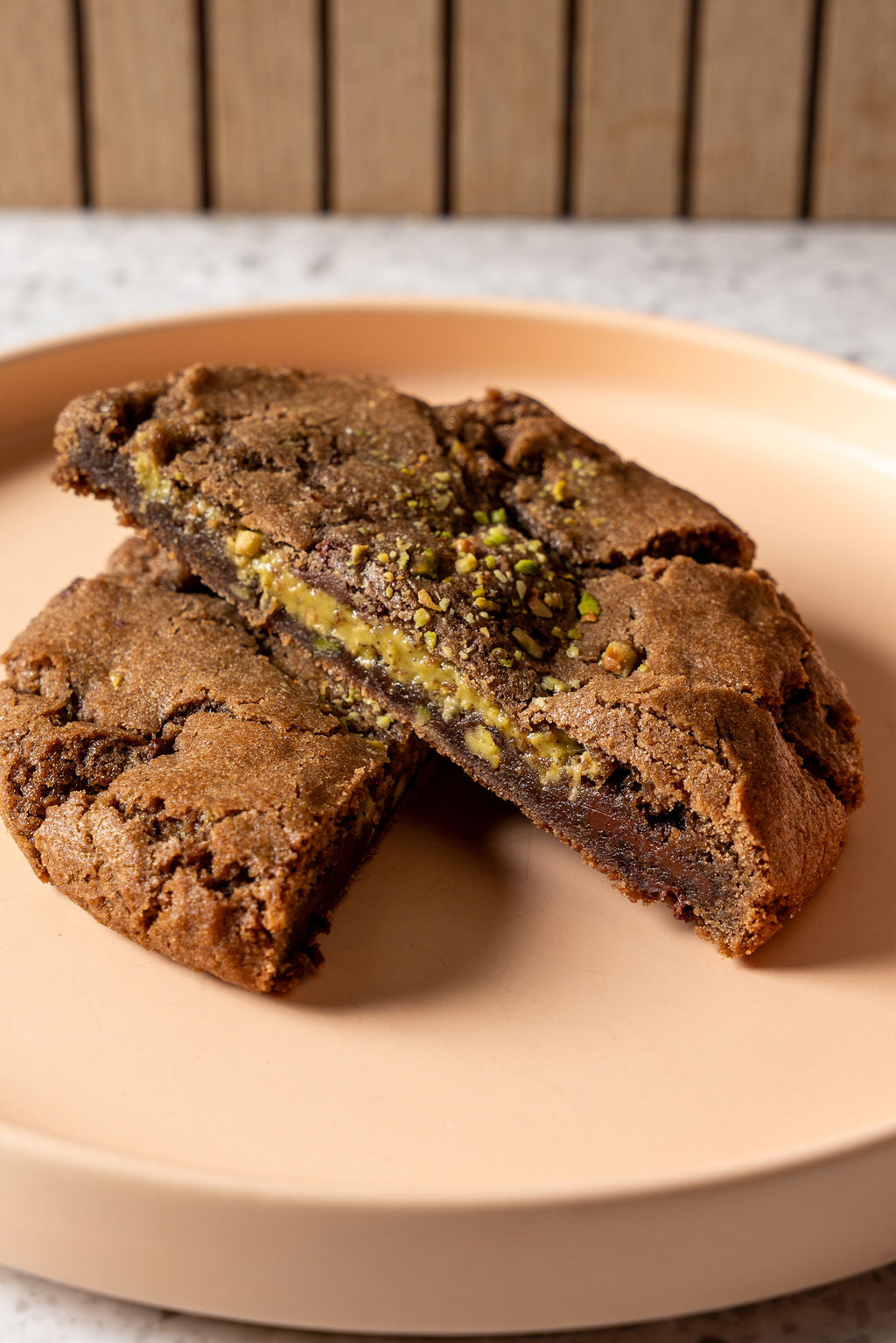 Dubai Cookie (crunchy filling)